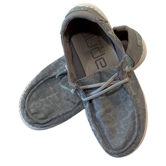 Hey Dude Wendy Youth Cat Eye Gray Shoes Size Y3-L1 Reflective Pattern - Picture 1 of 5